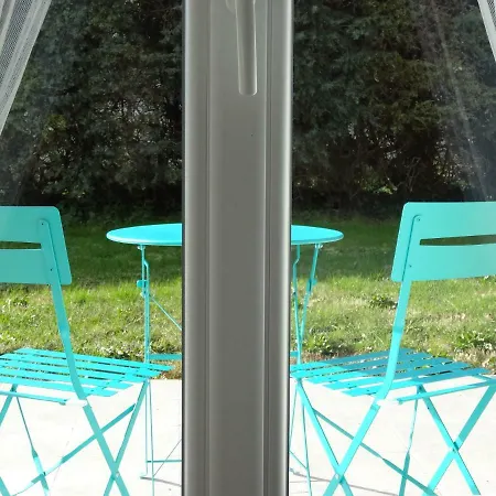 Bonnes Saisons Bed & Breakfast *